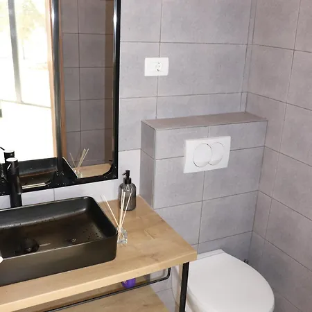 Krk, Sottovento With Pool, 8p