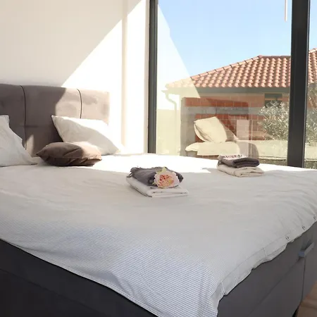 Villa Krk, Sottovento With Pool, 8p Žgaljić