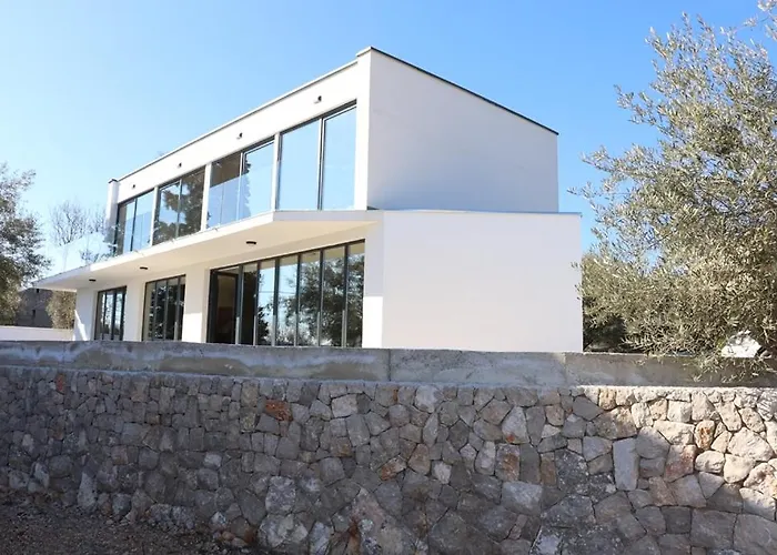 Villa Krk, Sottovento With Pool, 8p