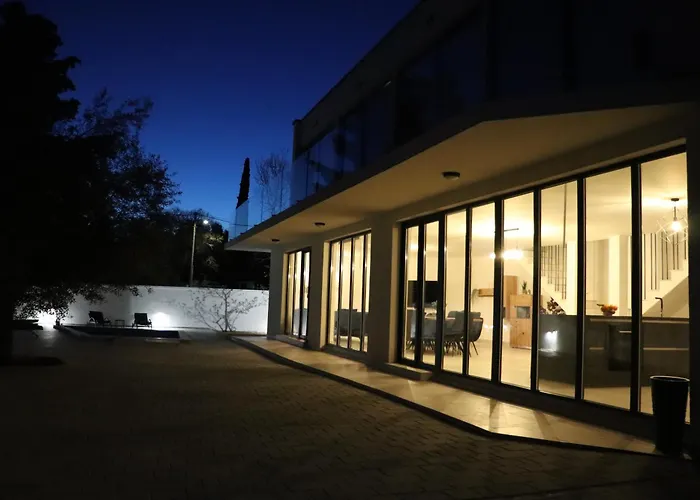 Krk, Sottovento With Pool, 8p