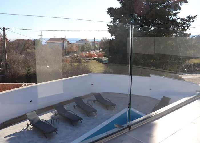 别墅 Krk, Sottovento With Pool, 8p Zgaljic