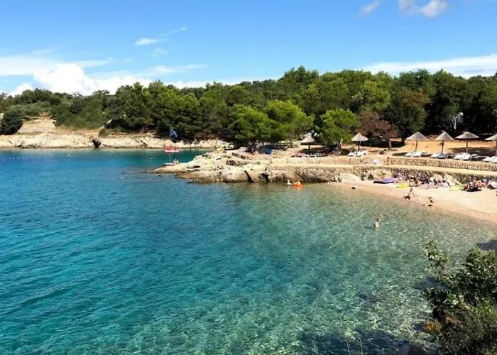 Krk, Sottovento With Pool, 8p