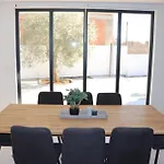 빌라 Krk, Sottovento With Pool, 8p