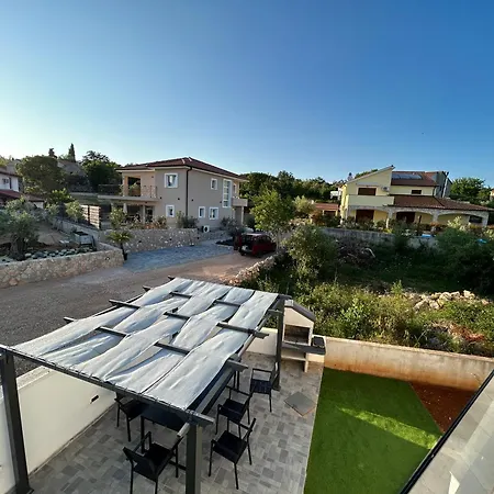 Krk, Sottovento With Pool, 8p * Zgaljic