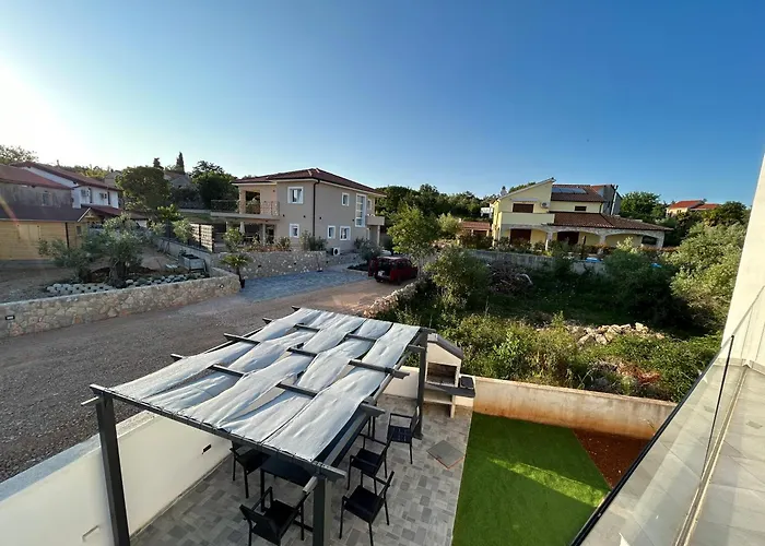 Krk, Sottovento With Pool, 8p * Zgaljic