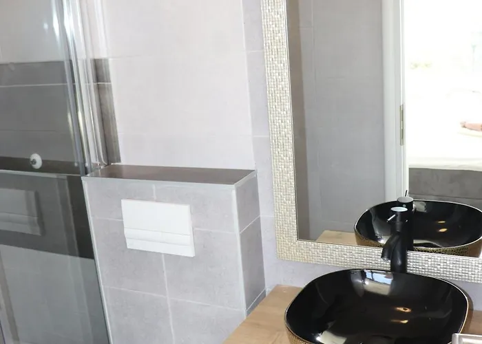 Krk, Sottovento With Pool, 8p Villa Zgaljic